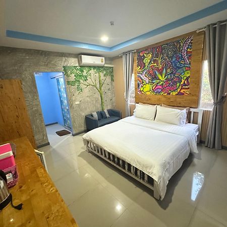 Jingle Bells Resort Koh Larn Exterior foto