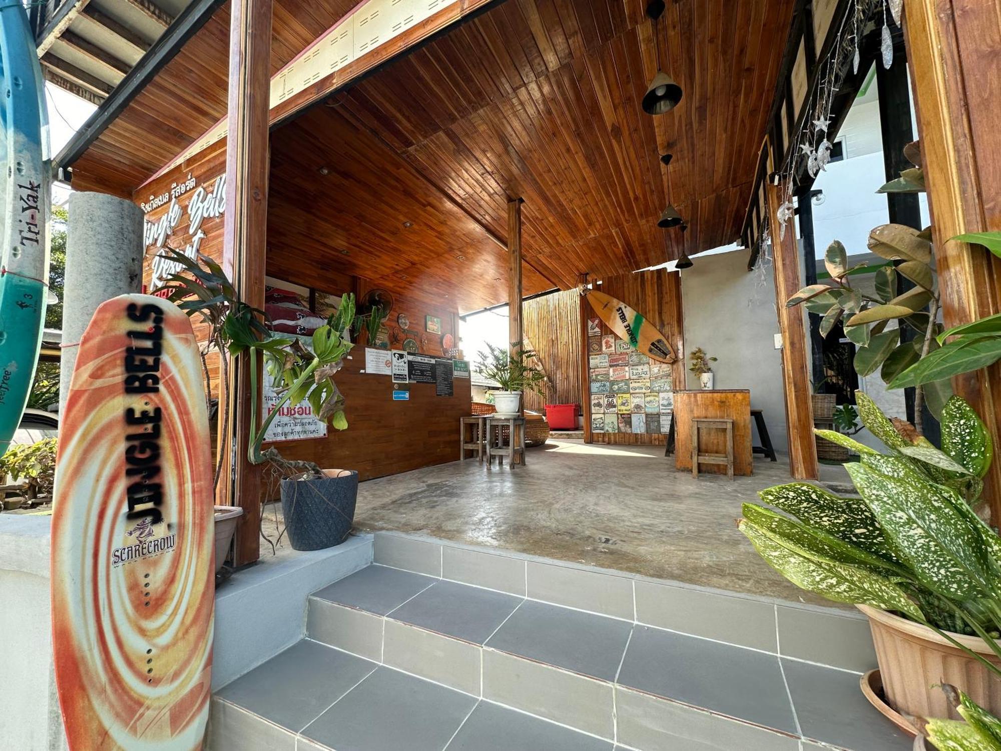 Jingle Bells Resort Koh Larn Exterior foto