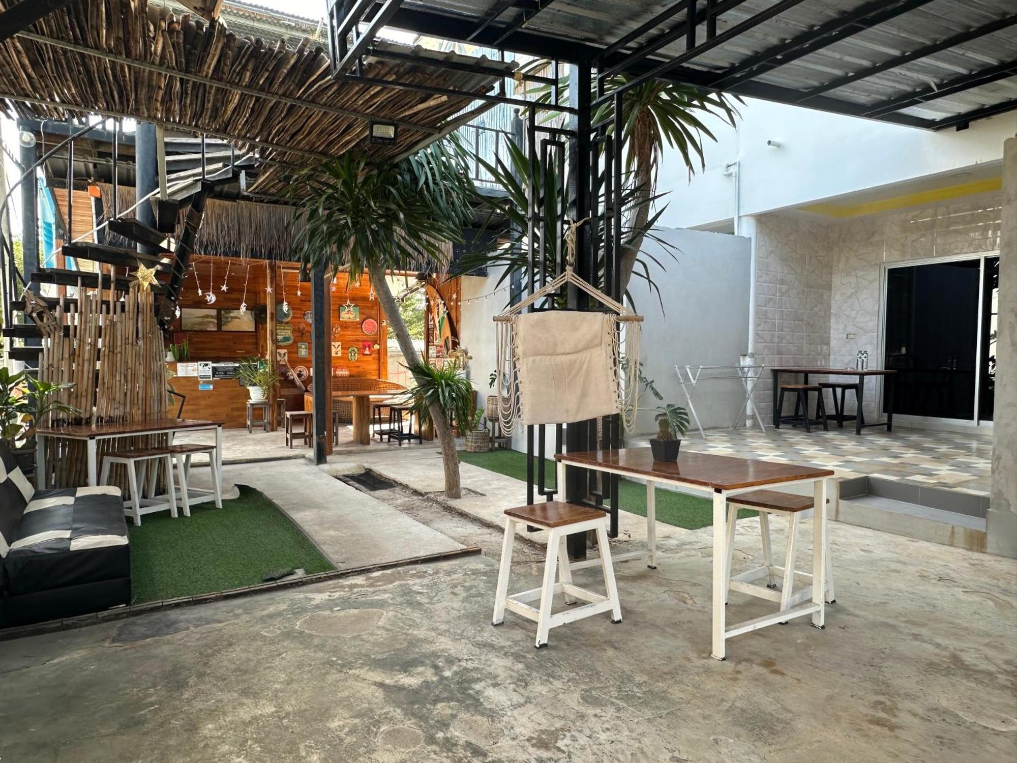 Jingle Bells Resort Koh Larn Exterior foto
