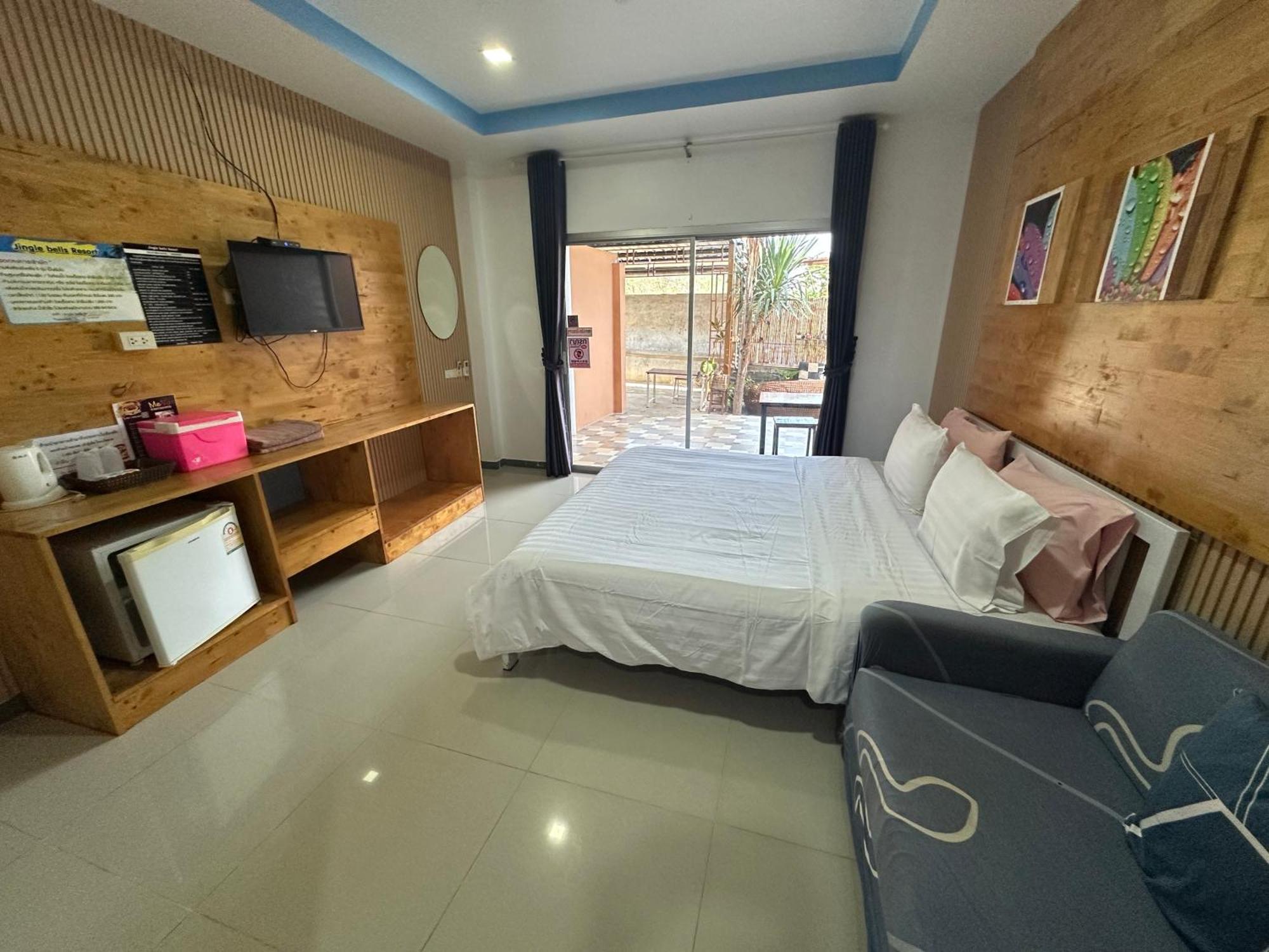 Jingle Bells Resort Koh Larn Exterior foto